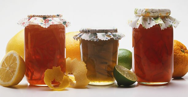 Jams And Jellies - Homemade Easy To Make Preserve Recipes #Frizemedia